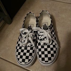 Platform checker box vans